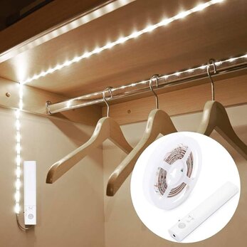 Accessori cabina armadio con LED integrati